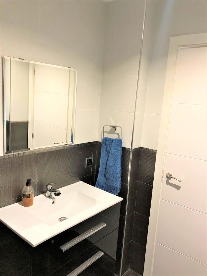 شقة Precioso Apartamento Frente Al Mar Benalbeach بينالماذينا المظهر الخارجي الصورة