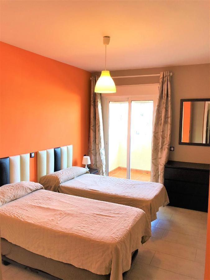 شقة Precioso Apartamento Frente Al Mar Benalbeach بينالماذينا المظهر الخارجي الصورة